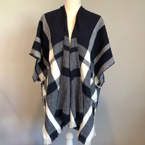 HP! Loft Open Poncho in Navy & Winter White NWT Size Small - Picture 3 of 8